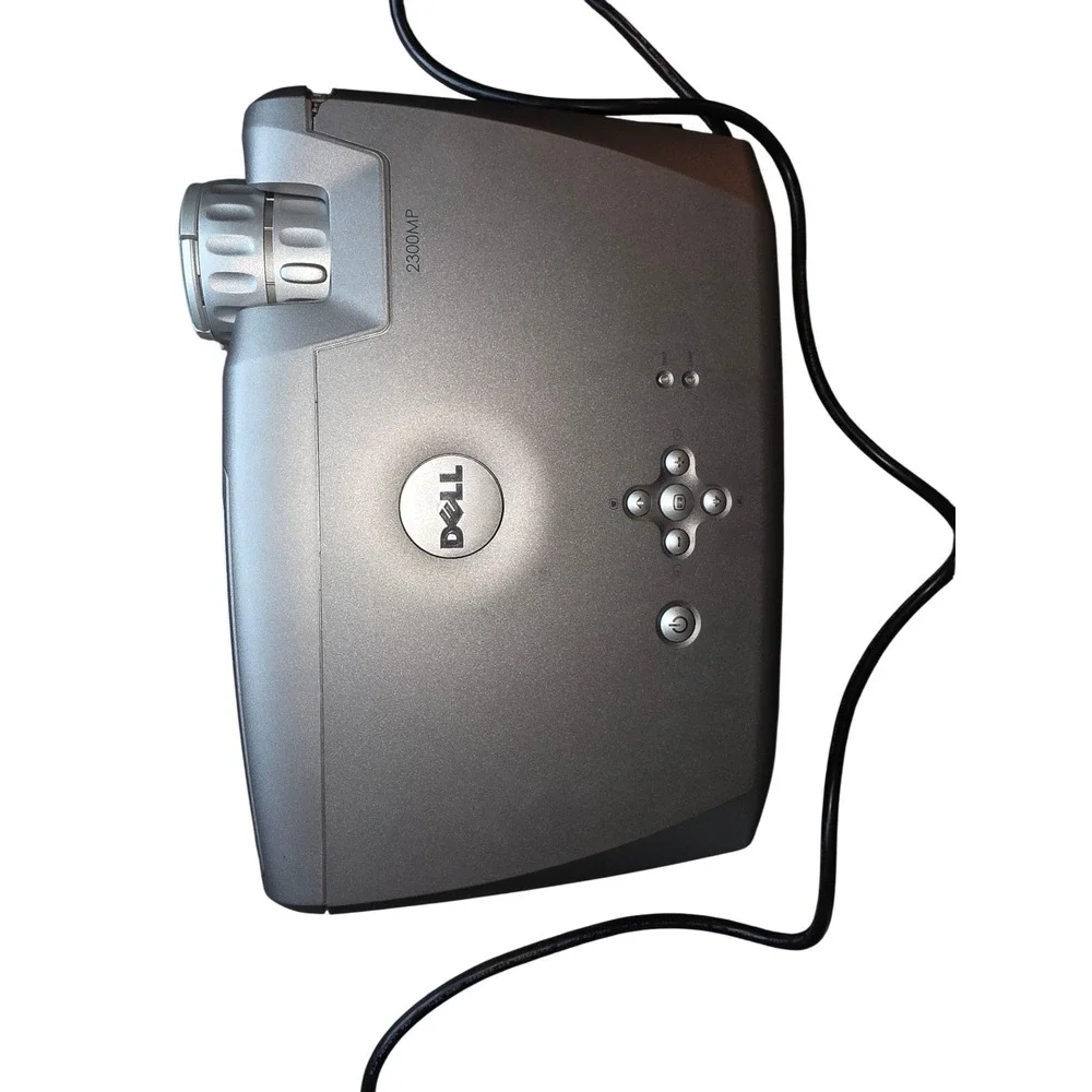 Dell 2300MP DLP Projector Lumens Home Theater Desktop with carry case and remote